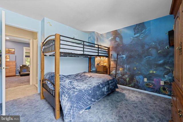 54 LAUREL CIR, Newtown, PA 18940