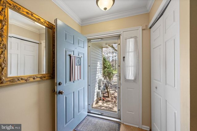 54 LAUREL CIR, Newtown, PA 18940