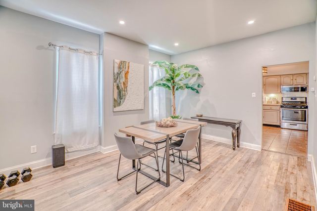 320 HERMITAGE ST, Philadelphia, PA 19128