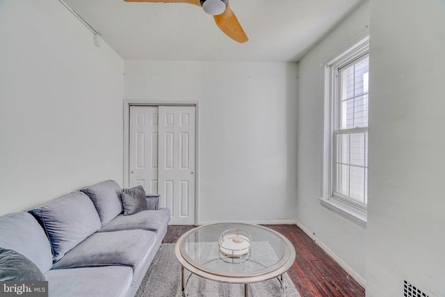 320 HERMITAGE ST, Philadelphia, PA 19128