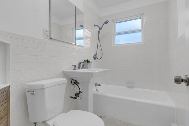 35 Boulevard Rd 35, Arlington, MA 02474