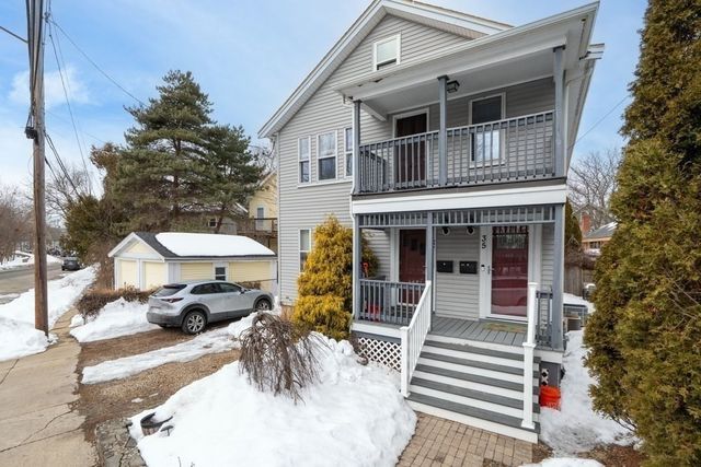 35 Boulevard Rd 35, Arlington, MA 02474