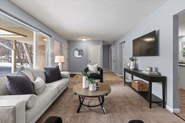 7698 Orchid Lane N, Maple Grove, MN 55311