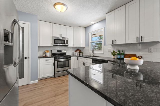 7698 Orchid Lane N, Maple Grove, MN 55311