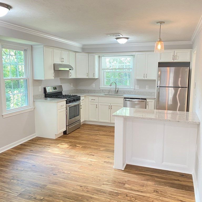 104 Walpole St 8, Canton, MA 02021