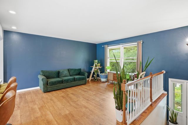 9371 N 408 E, Lake Village, IN 46349