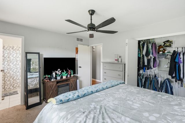 9371 N 408 E, Lake Village, IN 46349