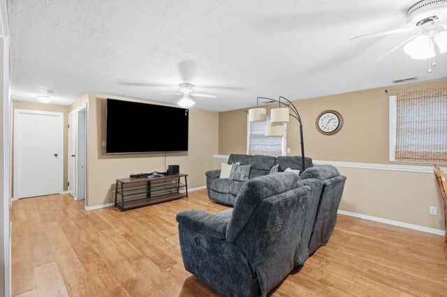 9371 N 408 E, Lake Village, IN 46349