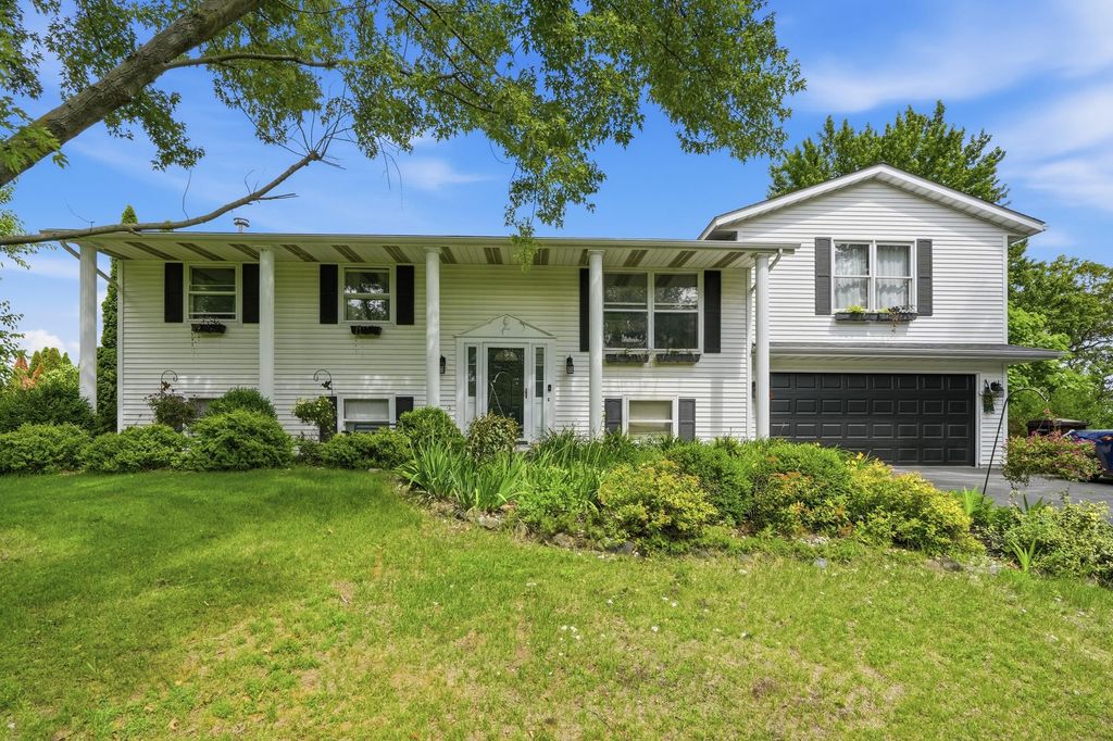 9371 N 408 E, Lake Village, IN 46349