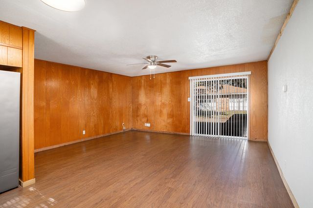 312 Stroud Street, Cleburne, TX 76033