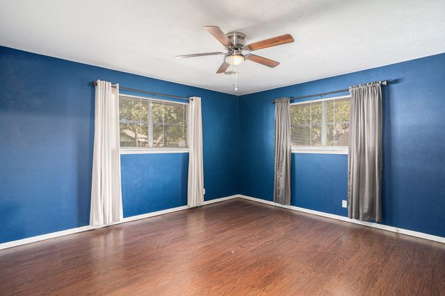 312 Stroud Street, Cleburne, TX 76033