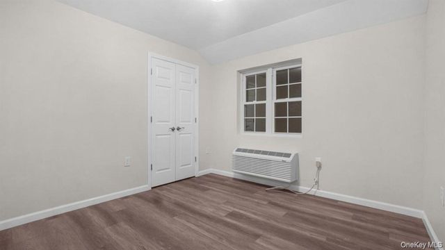 955 E 229th Street, Bronx, NY 10466