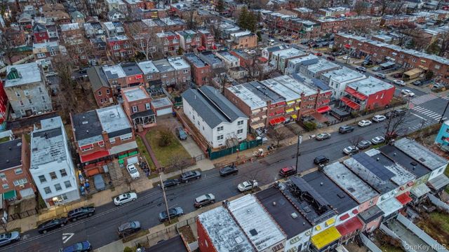 955 E 229th Street, Bronx, NY 10466