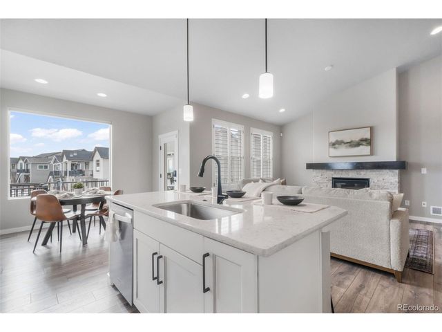 2573 Lakes Edge Dr, Monument, CO 80132