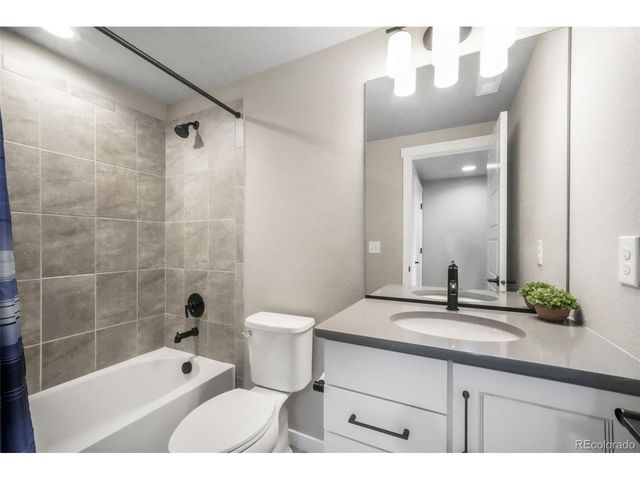 2573 Lakes Edge Dr, Monument, CO 80132