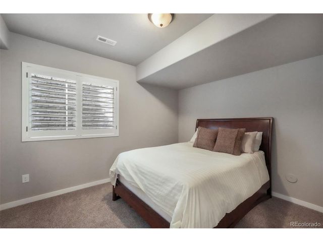 2573 Lakes Edge Dr, Monument, CO 80132