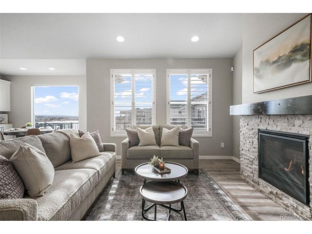 2573 Lakes Edge Dr, Monument, CO 80132