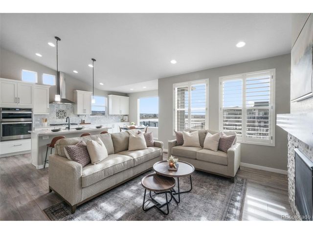 2573 Lakes Edge Dr, Monument, CO 80132