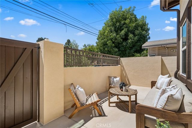 374 Hamilton Street A101, Costa Mesa, CA 92627
