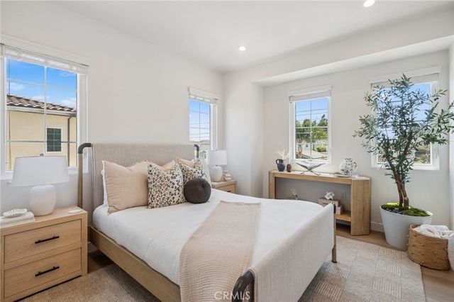 374 Hamilton Street A101, Costa Mesa, CA 92627
