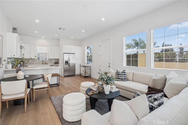 374 Hamilton Street A101, Costa Mesa, CA 92627