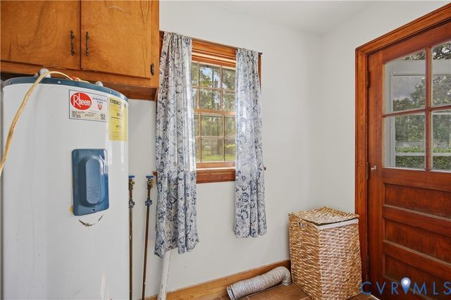 3200 Manorcrest Rd, Richmond, VA 23234
