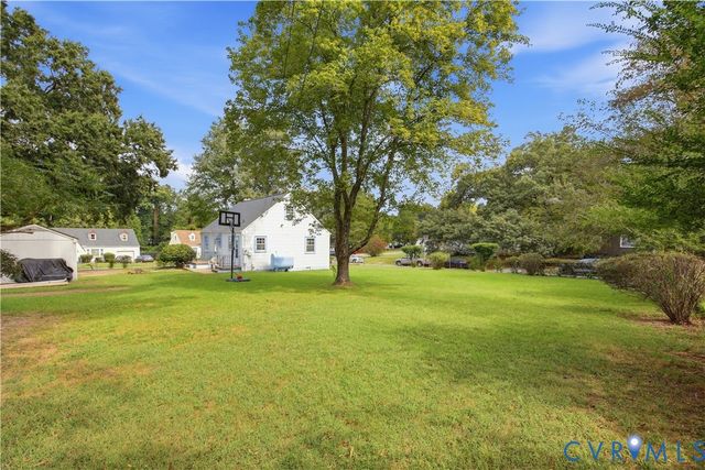 3200 Manorcrest Rd, Richmond, VA 23234