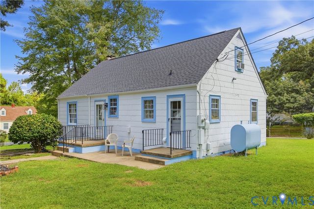3200 Manorcrest Rd, Richmond, VA 23234