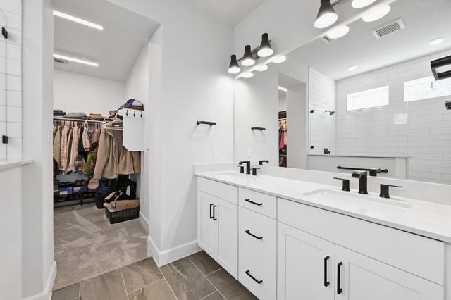 113 Cibolo Creek LOOP, Bastrop, TX 78602