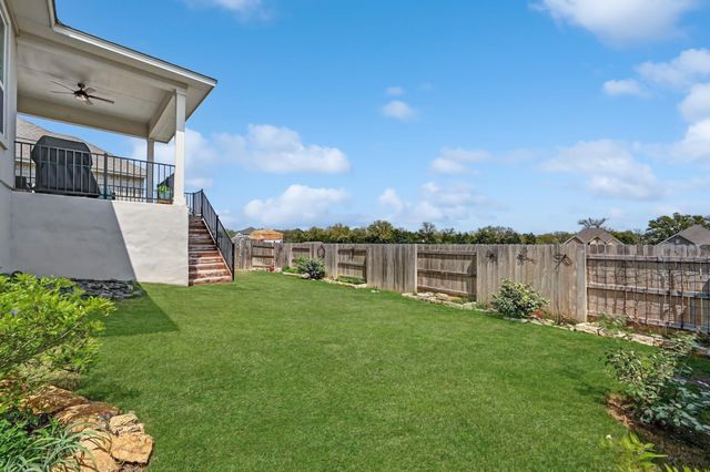 113 Cibolo Creek LOOP, Bastrop, TX 78602