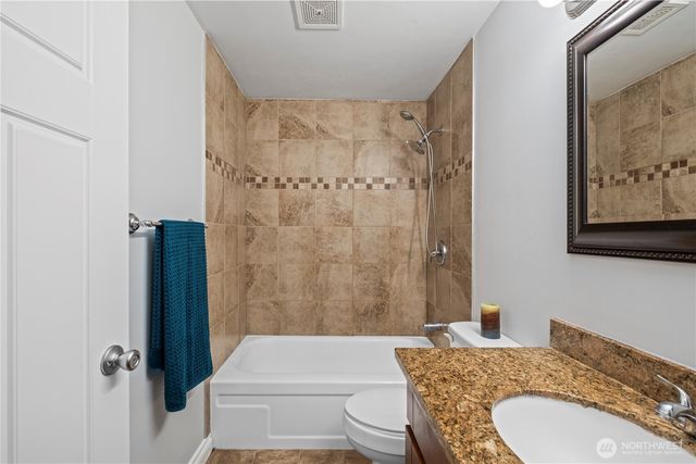 1123 SW 144 Street, Burien, WA 98166