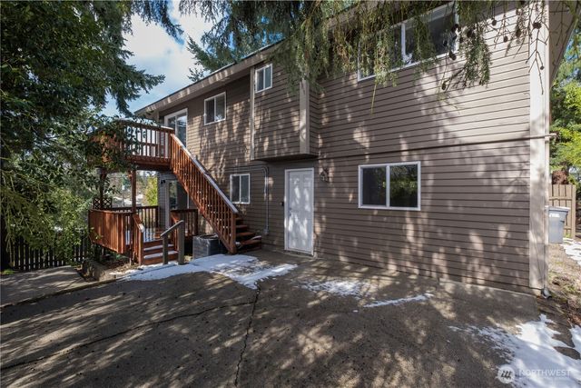 1123 SW 144 Street, Burien, WA 98166