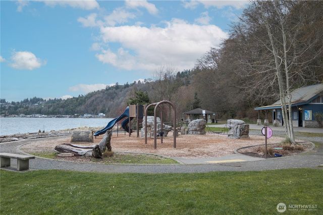 1123 SW 144 Street, Burien, WA 98166