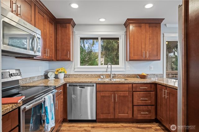 1123 SW 144 Street, Burien, WA 98166