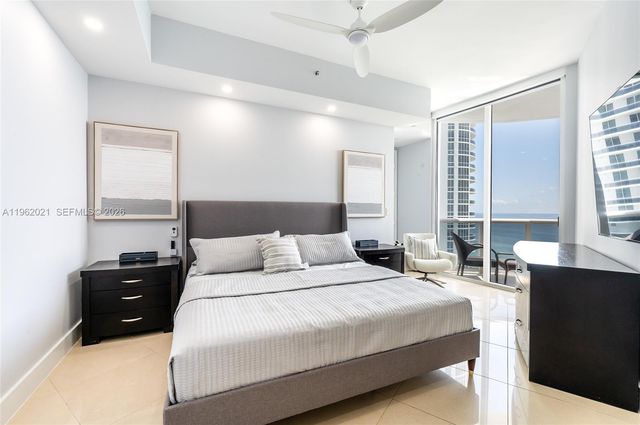 15901 Collins Ave 2303, Sunny Isles Beach, FL 33160