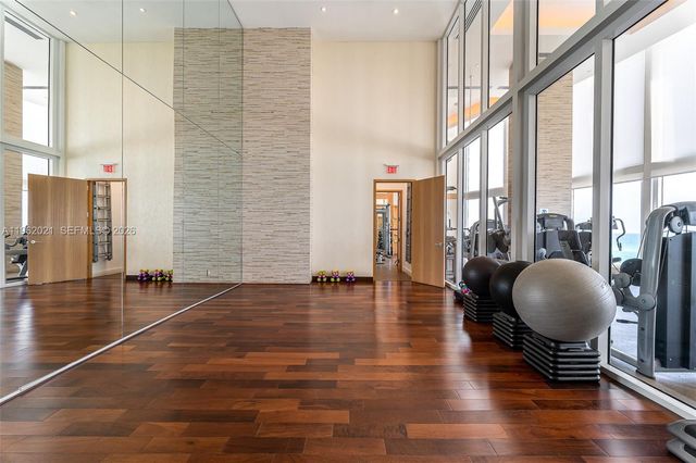 15901 Collins Ave 2303, Sunny Isles Beach, FL 33160