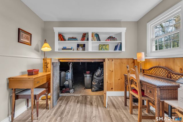 82 Raymond Road, Guilford, CT 06437