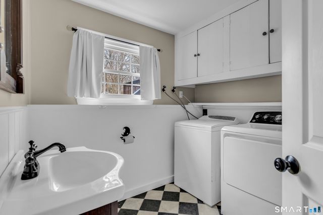 82 Raymond Road, Guilford, CT 06437