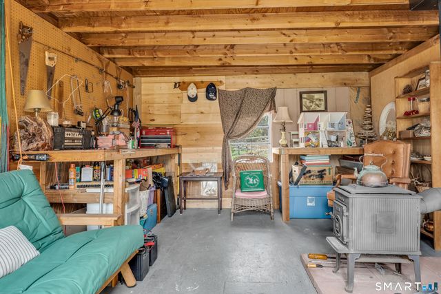 82 Raymond Road, Guilford, CT 06437