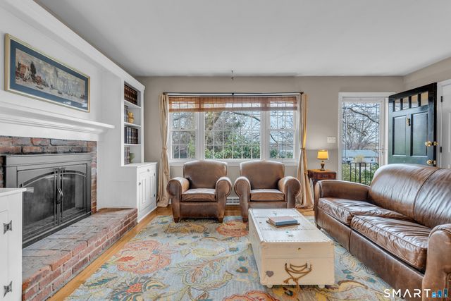 82 Raymond Road, Guilford, CT 06437