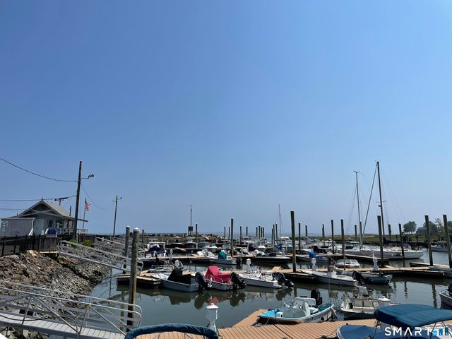 82 Raymond Road, Guilford, CT 06437