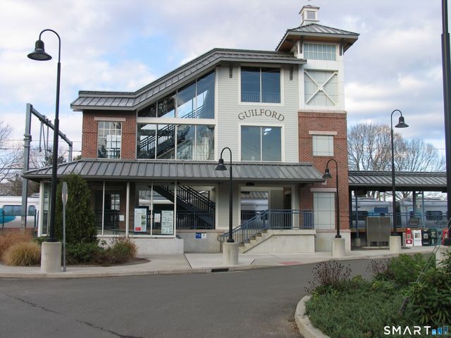 82 Raymond Road, Guilford, CT 06437