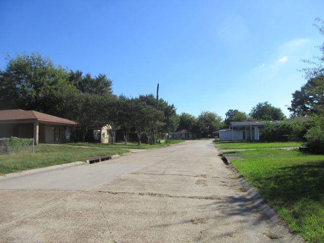 126 N Greenbrook Loop, Shreveport, LA 71106