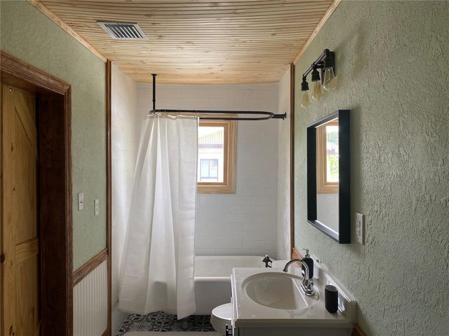 2703 N 9TH STREET, Tampa, FL 33605