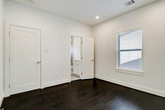 1906 Jack Oak Avenue, Houston, TX 77055