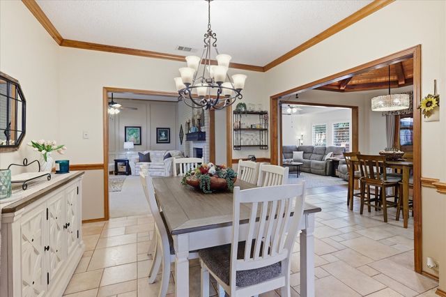 707 Glenn Drive, Euless, TX 76039