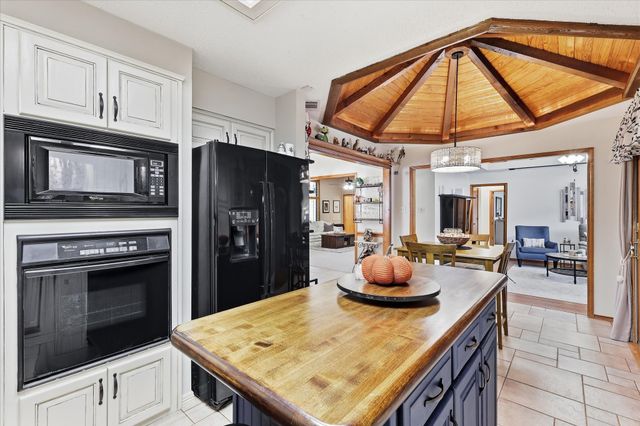 707 Glenn Drive, Euless, TX 76039
