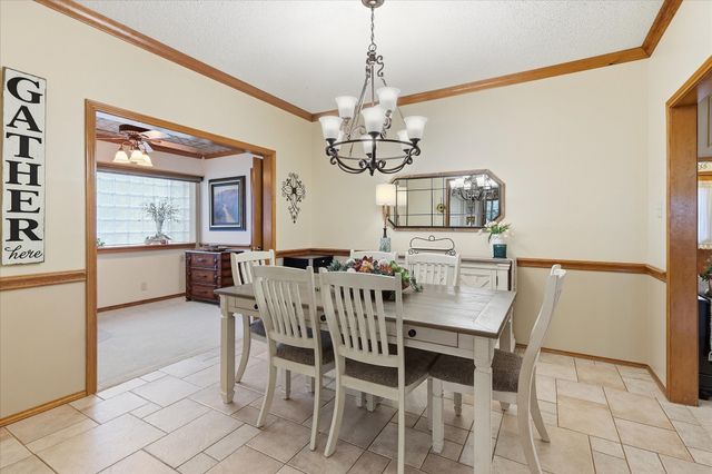 707 Glenn Drive, Euless, TX 76039