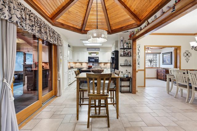 707 Glenn Drive, Euless, TX 76039