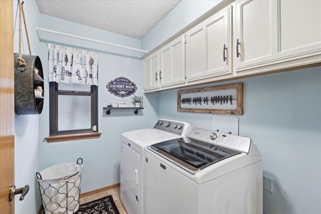 707 Glenn Drive, Euless, TX 76039